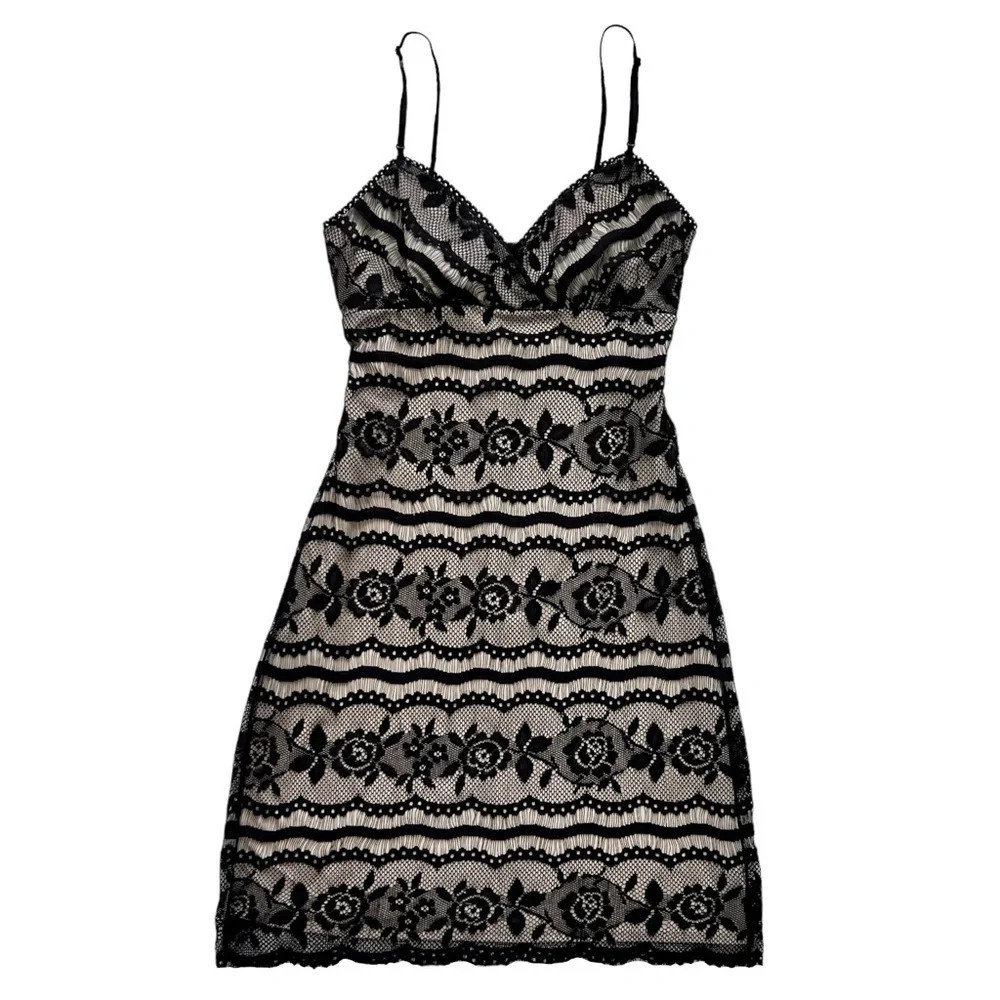 Vintage 90’s First Kiss Lace Dress